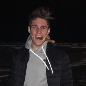 Meet your Posher, Stephen